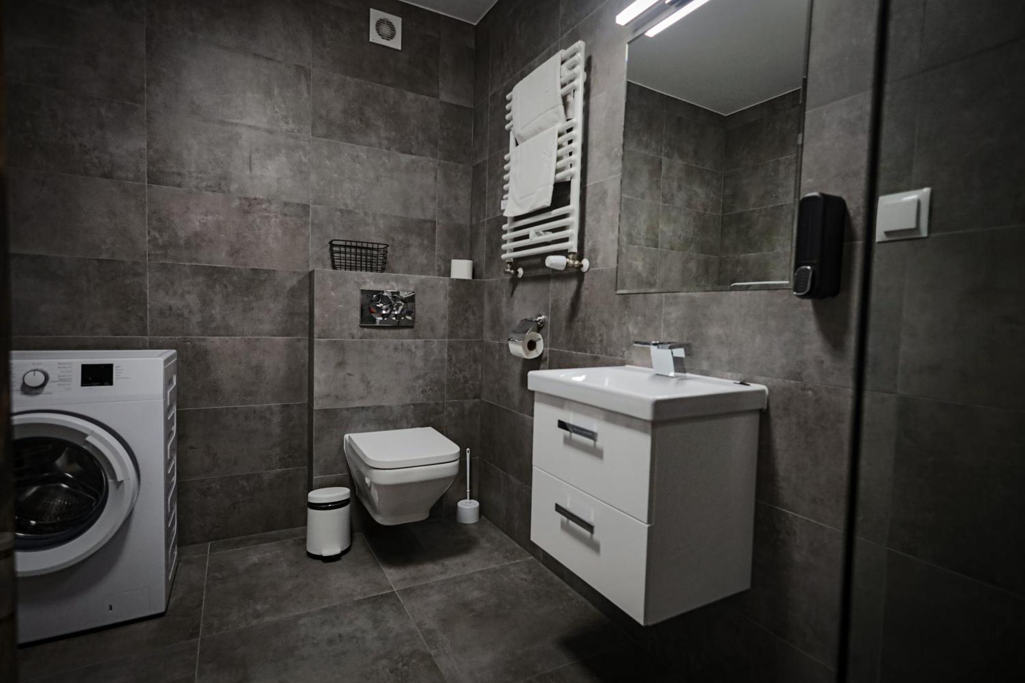 Reymonta 22 Apartamenty Ополе Екстериор снимка
